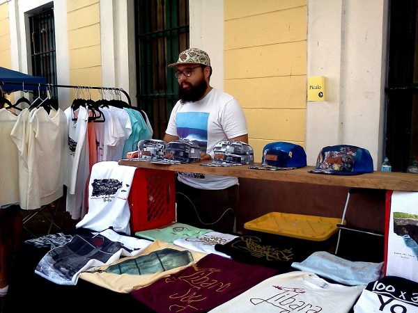Emilio Meléndez Picalo el mercadillo autogiro arte actual - El Mercadillo de Artistas en San Juan