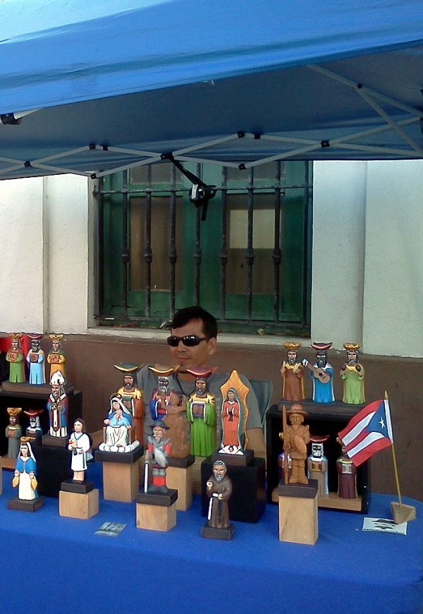 Eric Saunders el mercadillo autogiro arte actual - El Mercadillo de Artistas en San Juan
