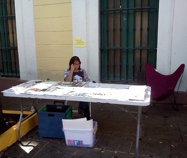 Sofia Margarita el mercadillo autogiro arte actual - El Mercadillo de Artistas en San Juan