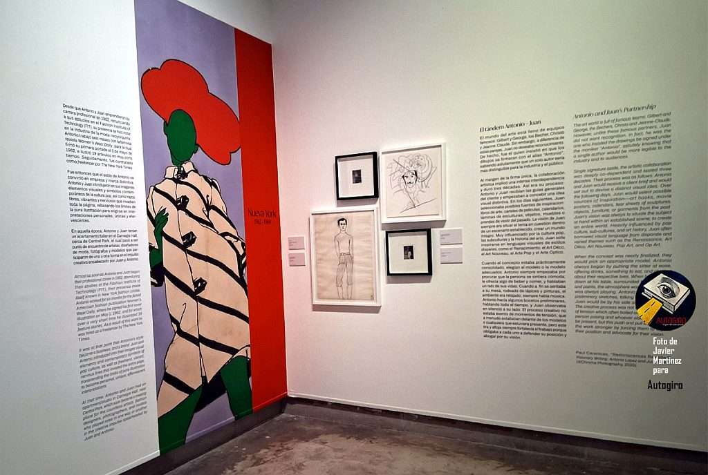 Inicio de la muestra Antonio estética exuberante 1962-1987 fotos de Javier Martinez